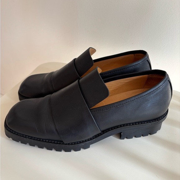 COS Modern Black Leather Loafers - Picture 3 of 8
